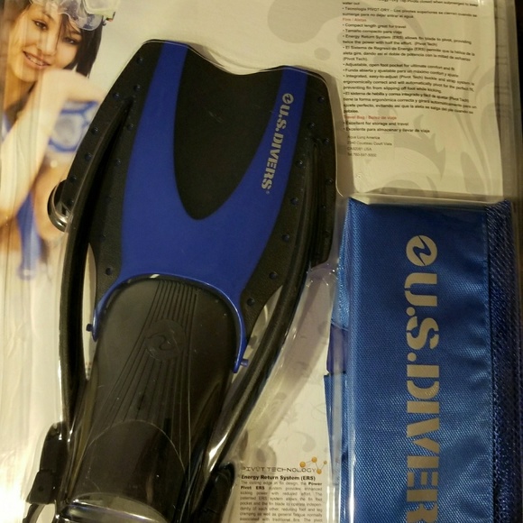 U.S. Divers Youth Silicon Snorkel Set - Picture 2 of 4